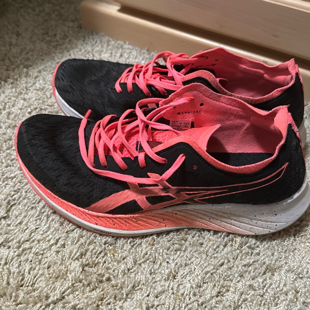 ASICS Women Magic Speed Shoes